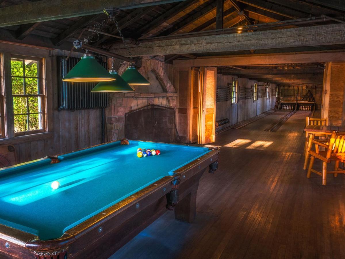 White Pine Camp Hotel Paul Smiths Buitenkant foto