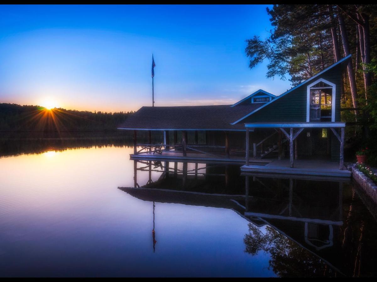 White Pine Camp Hotel Paul Smiths Buitenkant foto